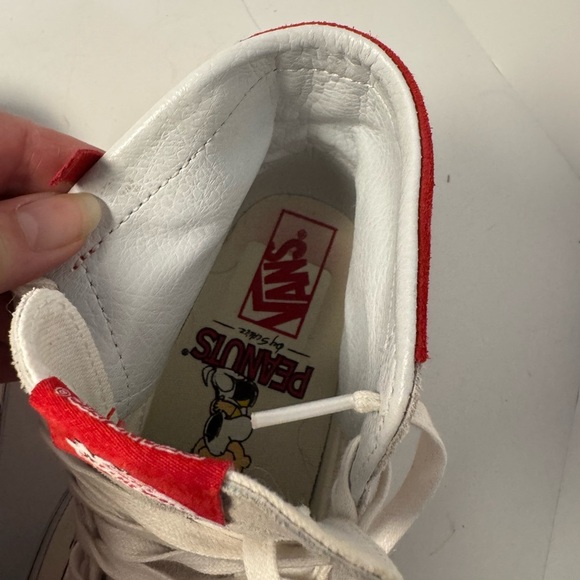 VansPeanuts x SK8-HI Moc 'Dog House' 6.5 - Picture 9 of 12